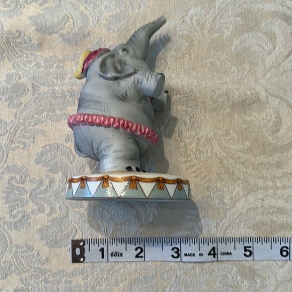 Wallace Berrie vintage 1983 Circus Royal #9612 porcelain Dancing Elephant EVC - Picture 3 of 11